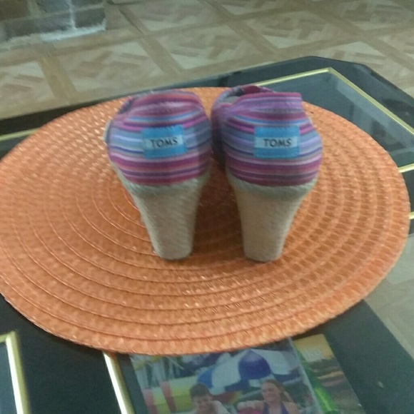 Tom's  wedges - Picture 5 of 5